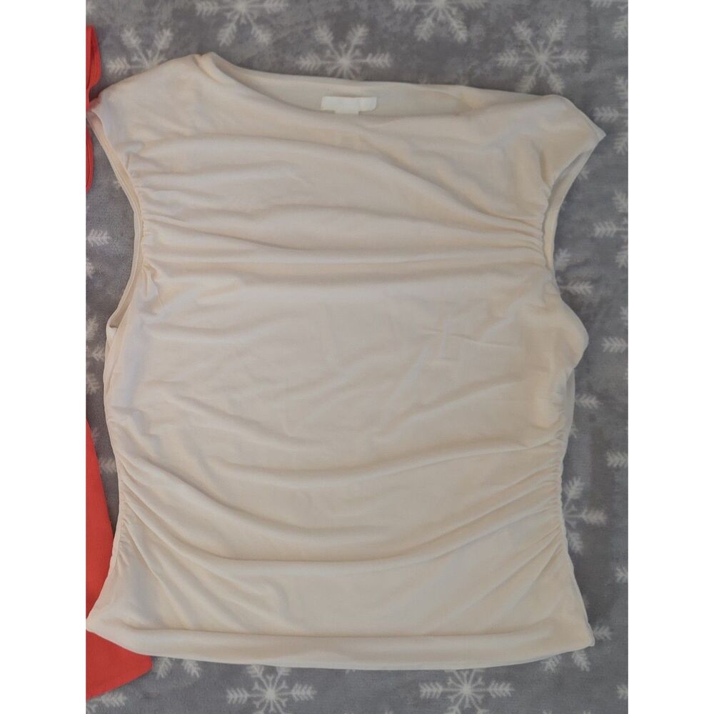 H&M Cream Ruched Blouse – Size M – Fall Minimal Chic Essential - Picture 5 of 6
